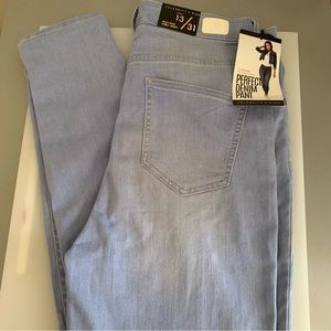 Celebrity Pink High Rise Ankle Skinny Blue Jeans 13/31 NWT